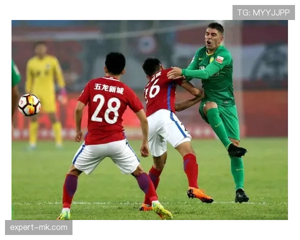 乌德勒支锋线爆发状态火热，强势冲击联赛榜首